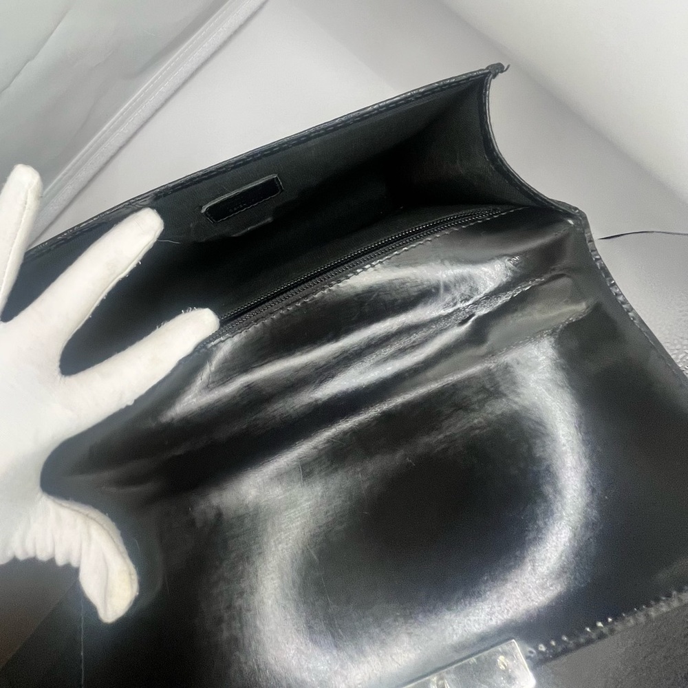 SALVATORE FERRAGAMO 🎄RARE 🎄 Combination Lock Black Logo Bag / Unisex - Picture 7 of 13
